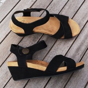 SoftMoc leather sandals